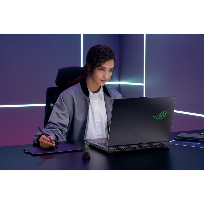 Afbeelding laden in galerijviewer, Asus rog strix g18 g814pp-s8075w 18 gaming laptop (grijs | r9 8940hx | rtx 5070 | 32 gb | 1 tb ssd)
