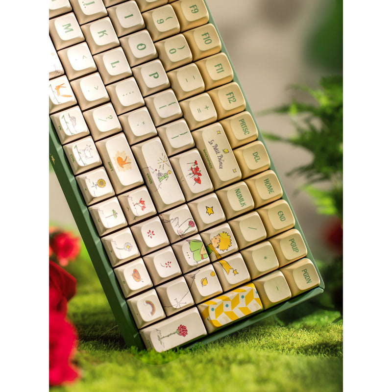 Load image into Gallery viewer, Iqunix f97 floral date rgb mechanisch gaming toetsenbord (groen, us lay-out (qwerty), gateron red, 96%, rgb leds, hot-swappable, pbt, 2.4ghz | bluetooth 5.1 | usb-c)
