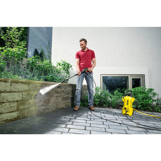 Kärcher k2 power control hogedrukreiniger - 110 bar - 360 l u - 20 m² u - app ondersteuning - geschikt voor oa. kleine auto's - fietsen - tuinset - tuinstoelen