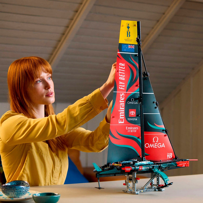 Load image into Gallery viewer, Lego technic - emirates team new zealand ac75 jacht constructiespeelgoed (42174)
