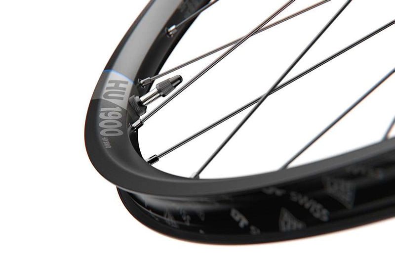 Load image into Gallery viewer, Dt swiss hu 1900 spline® 27.5 35mm cl boost front wheel
