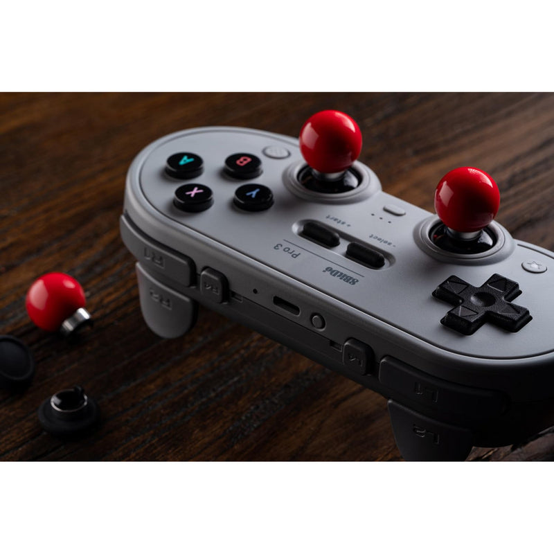 Laden Sie das Bild in Galerie -Viewer, 8bitdo pro 3 bluetooth gamepad (lichtgrijs rood, switch 1 2, pc, android, 2.4 ghz bluetooth usb)
