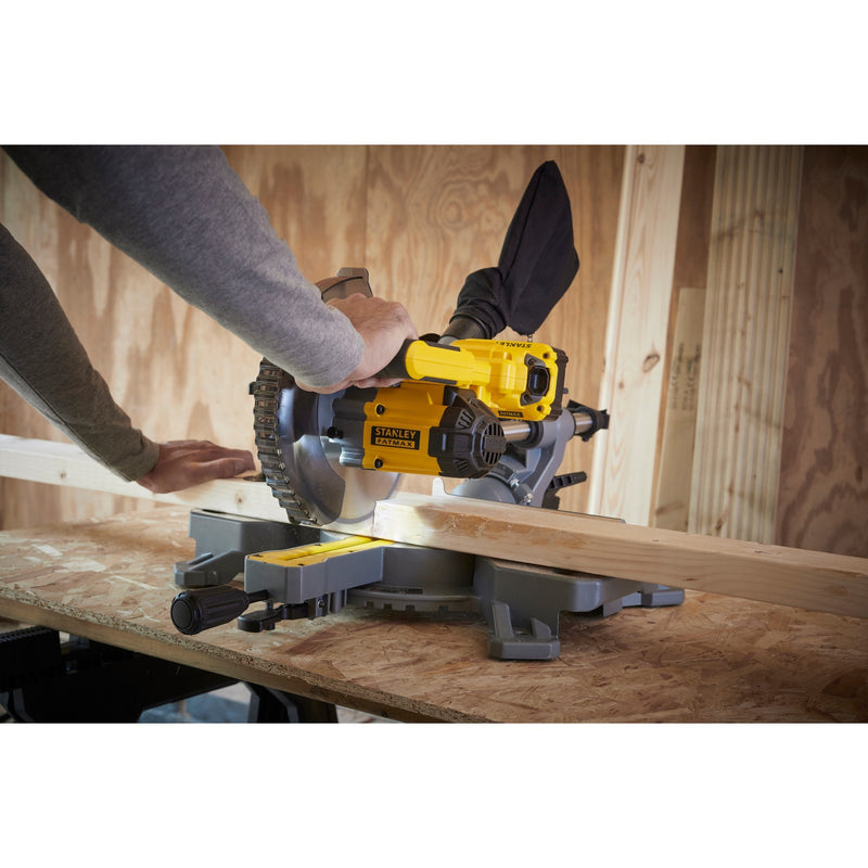 Load image into Gallery viewer, Stanley fatmax v20 18v 4.0ah 190 mm afkort- en verstekzaag (geel zwart, accu (18v, 4.0ah) en oplader (2a) inbegrepen)

