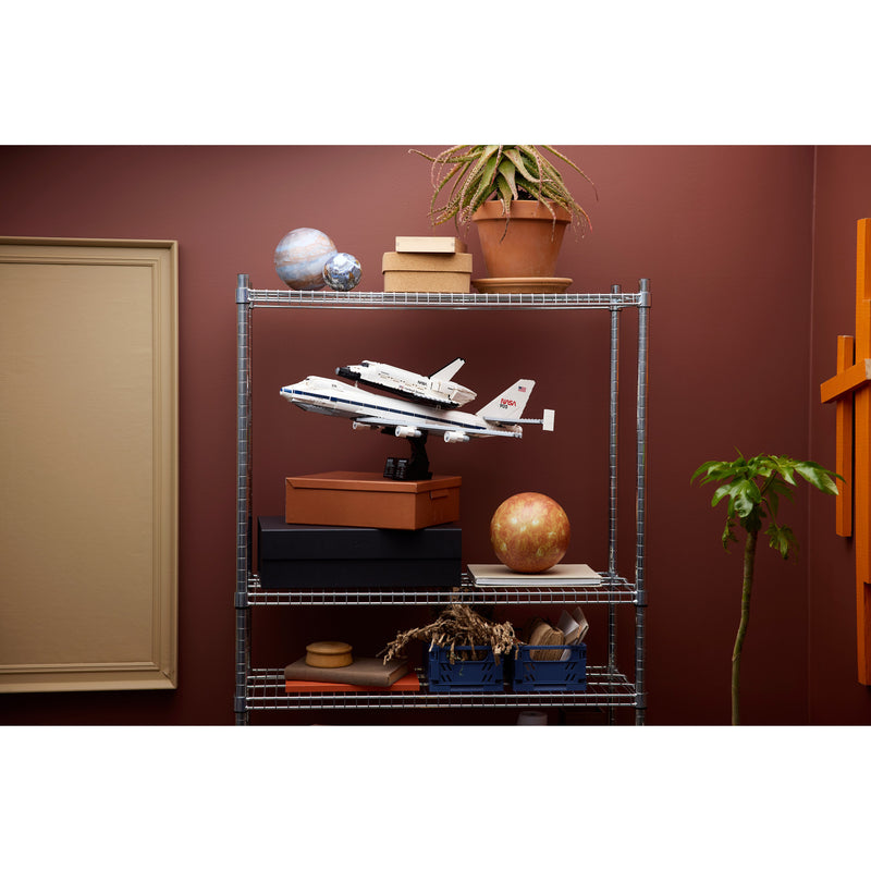 Laden Sie das Bild in Galerie -Viewer, Lego ® icons shuttle carrier aircraft - 10360
