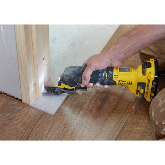 Stanley fatmax v20 18v multitool multifunctioneel gereedschap (geel zwart, koffer, 2 accu's (2.0ah) en oplader (2a) inbegrepen)