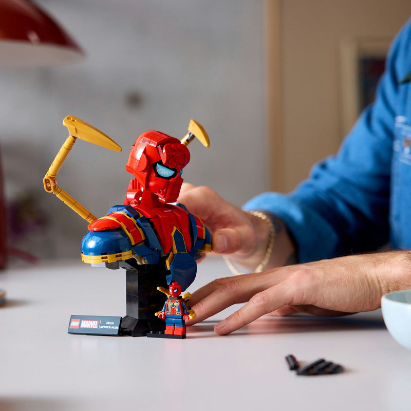 Laden Sie das Bild in Galerie -Viewer, Lego super heroes 76326 iron spider-man buste
