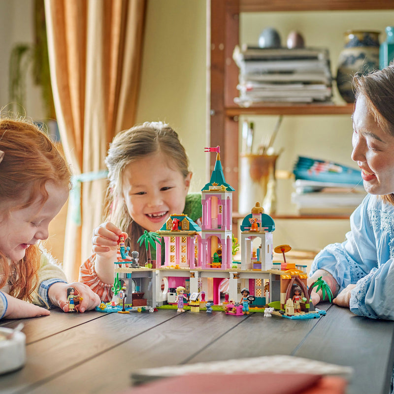 Load image into Gallery viewer, Lego disney - prinsessenkasteel en koninklijke huisdieren constructiespeelgoed (43267)
