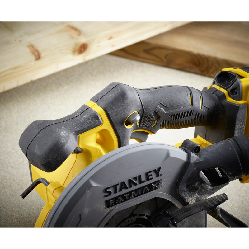 Load image into Gallery viewer, Stanley fatmax v20 18v handcirkelzaag (geel zwart, koffer, 2 accu's (2.0ah) en oplader (4a) inbegrepen)
