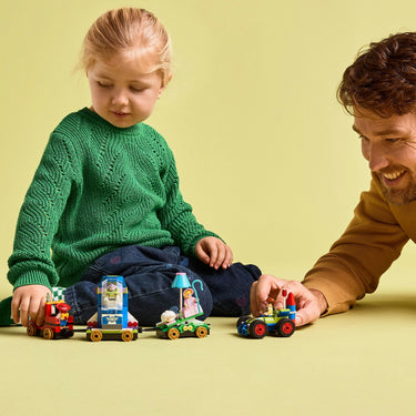 Lego disney en pixar's toy story feesttrein en rc auto set - 43264