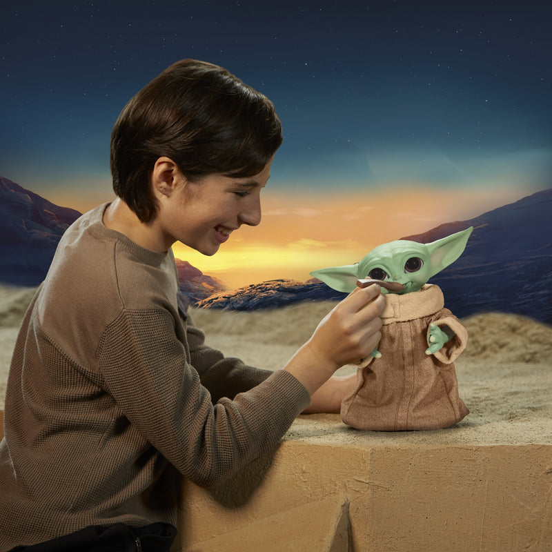 Load image into Gallery viewer, Hasbro star wars - galactic snackin’ grogu speelfiguur
