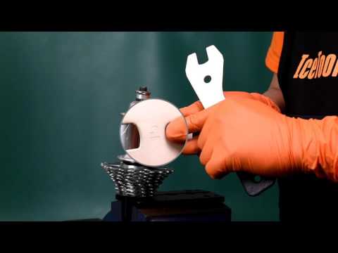 IceToolz conussleutel 17mm met handvat 20cm 2404717
