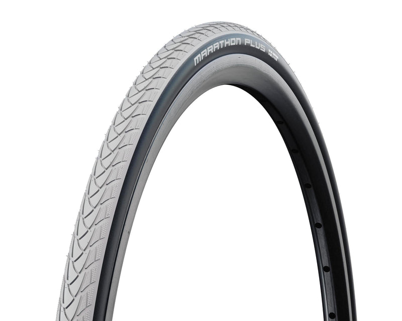 Afbeelding laden in galerijviewer, Schwalbe benelux b.v. schwalbe bub. 25-540 24 x 1.00 hs440 marathon plus smartguard gr b 2grip - 10282540.01
