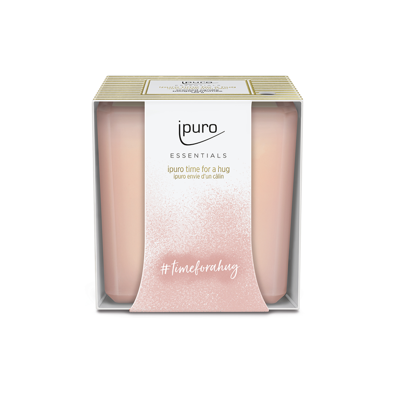 Load image into Gallery viewer, Ipuro geurkaars time for a hug 125gr.
