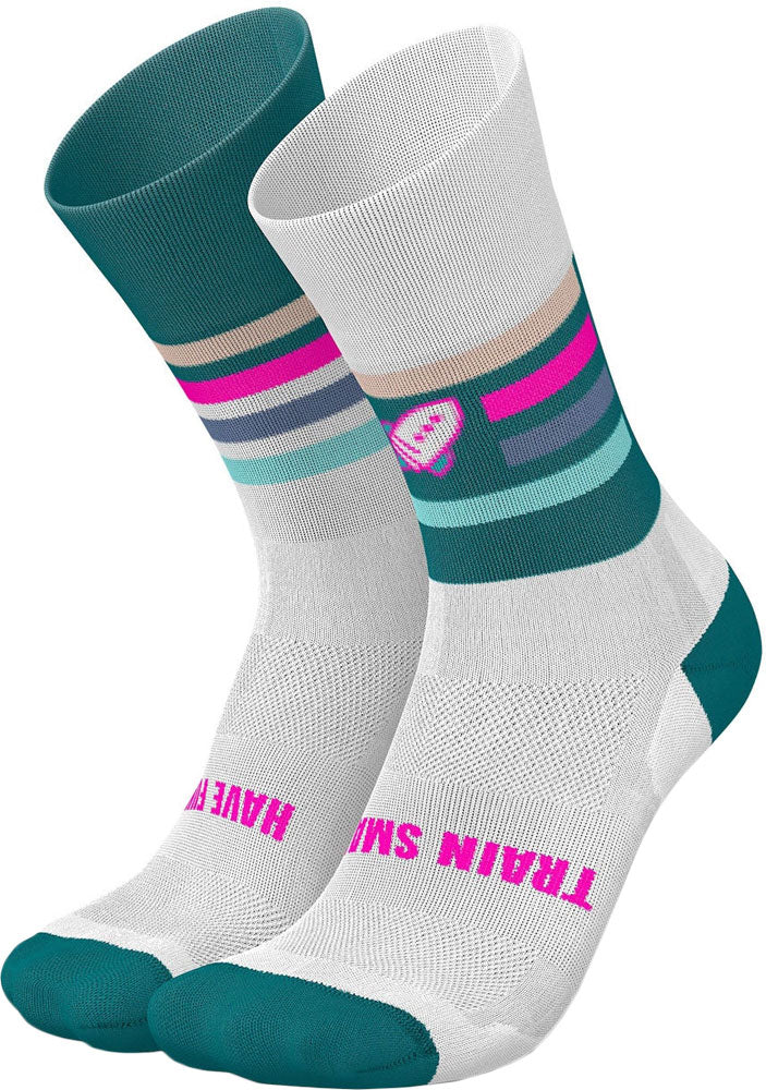 Load image into Gallery viewer, Incylence ultralight kickass v3 - socks
