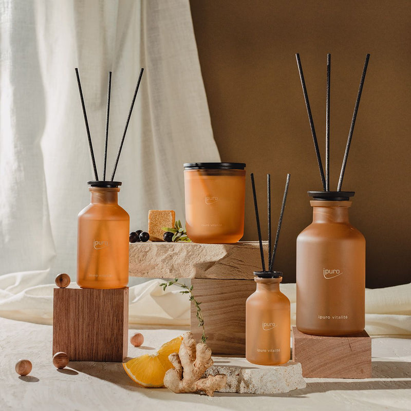 Load image into Gallery viewer, Ipuro geurkaars vitalité 270gr
