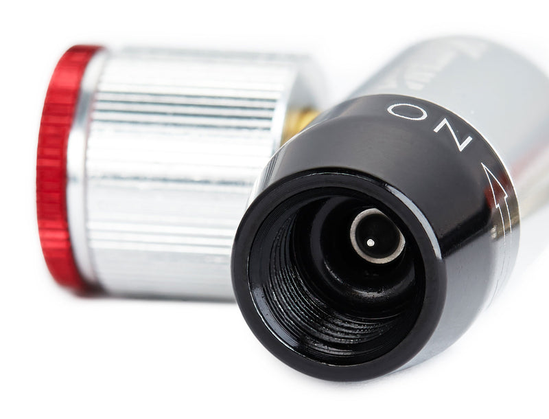 Load image into Gallery viewer, Katana co₂ pump with key ring
