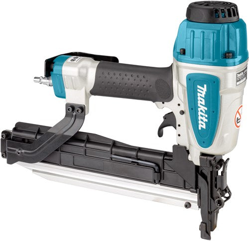 Makita at1150a 8 bar nietmachine (medium crown) met olie in doos