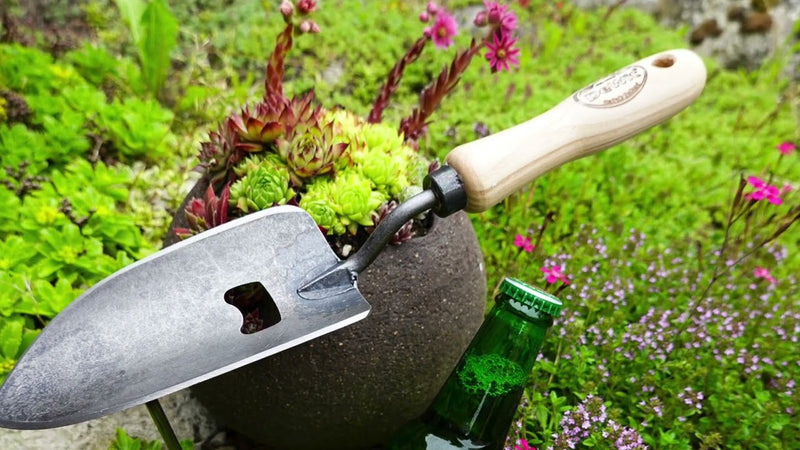 Cargue la imagen en el visor de la galería, De wit producten plantenschepje plus flesopener x treme essenhandvat 140mm dewit
