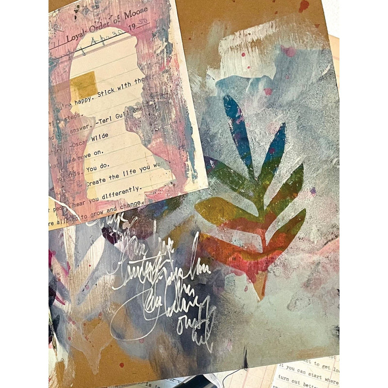 Load image into Gallery viewer, Ranger ink ranger • dina wakley media gloss spray sterling
