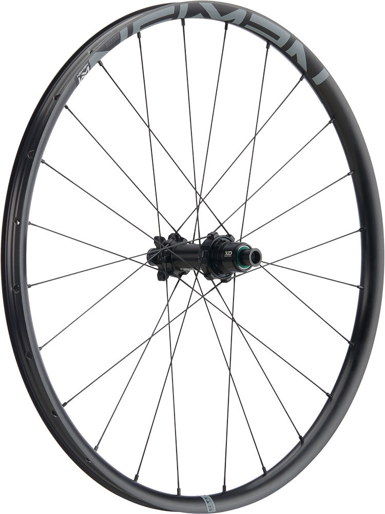 Load image into Gallery viewer, Newmen evolution x.a.25 kids 26 sp 6-bolt rear wheel
