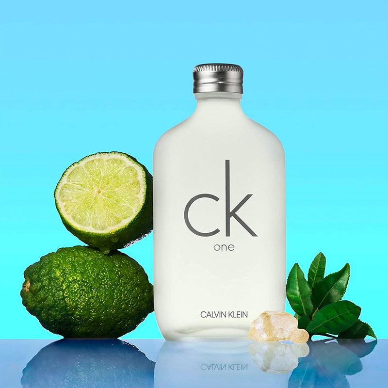 Afbeelding laden in galerijviewer, Calvin klein eau de toilette spray ck one 50ml unisex
