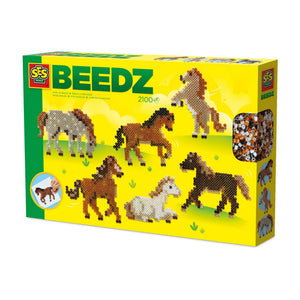 Ses strijkkralen - wilde paarden