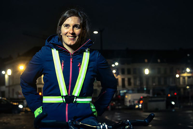 Load image into Gallery viewer, Wowow cross belt - reflex triangular vest
