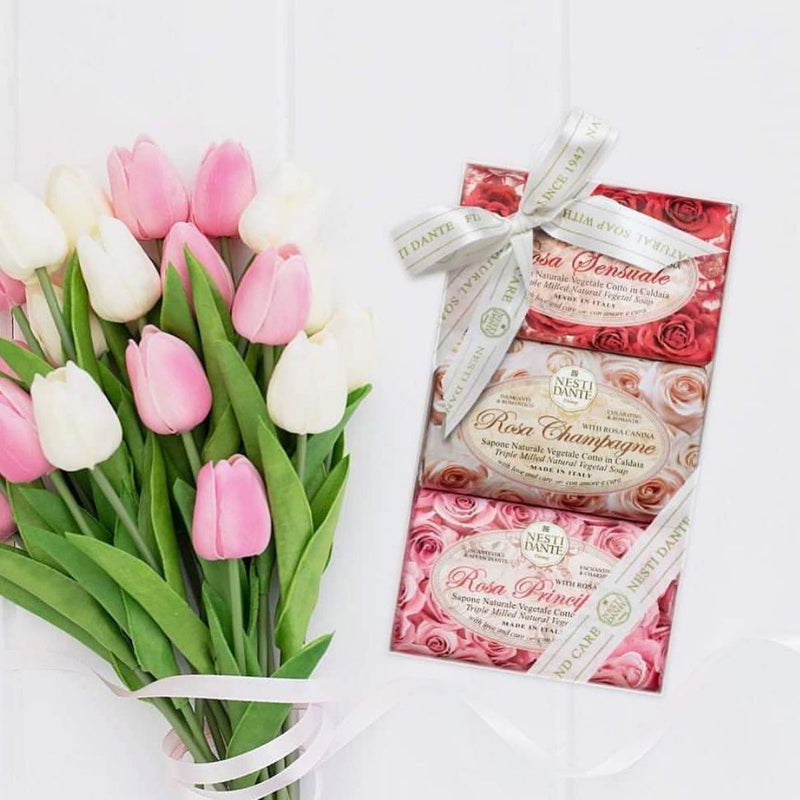 Afbeelding laden in galerijviewer, Nesti dante geschenkset zeep rosa 3x150gr.
