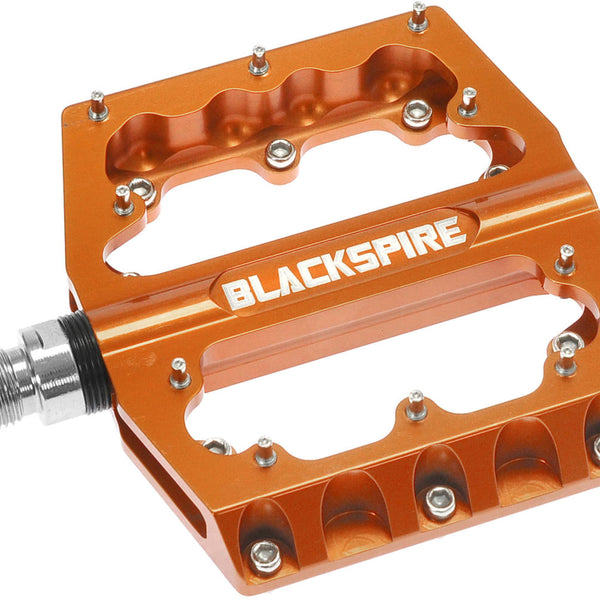 Blackspire - sub 420 cnc pedaal blackspire inclusief gemonteerde vervangbare pennen oranje