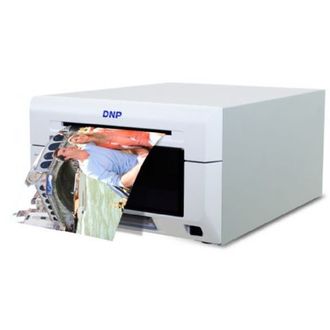 Load image into Gallery viewer, DNP Digitale Dye Sublimation Foto Printer DS620
