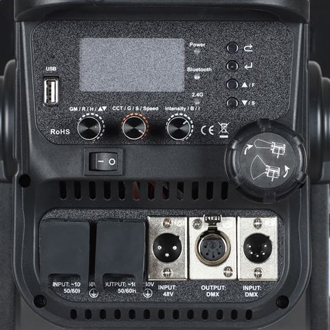 Load image into Gallery viewer, Falcon Eyes RGB LED Fresnel Spot Dimbaar DM4 400W
