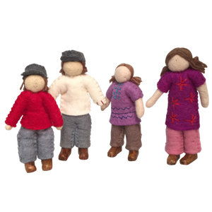 Papoose Toys Papoose Toys Caucasian Family 4 Dolls